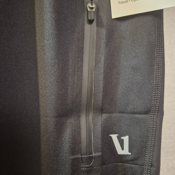 Vuori Men's Large Black Sunday Performance Joggers NWT - Picture 2 of 9